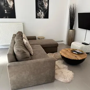 Antwerp West Side Apartment Zwijndrecht